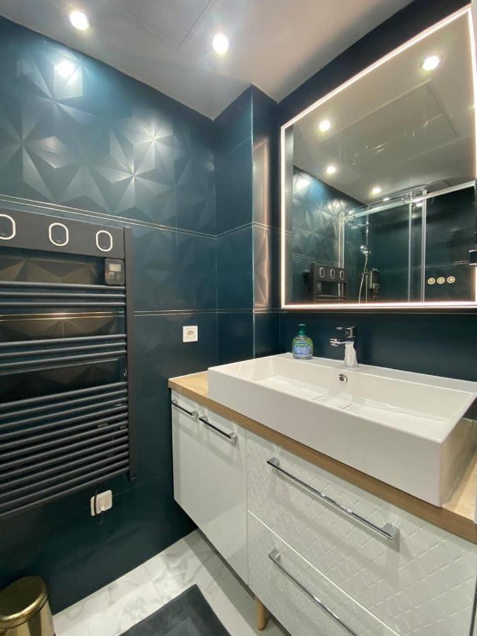Beautiful Mini Loft Near Saint-Lazare Aparthotel Paris Exterior photo