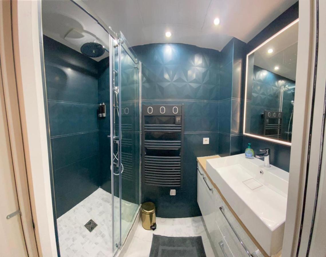 Beautiful Mini Loft Near Saint-Lazare Aparthotel Paris Exterior photo